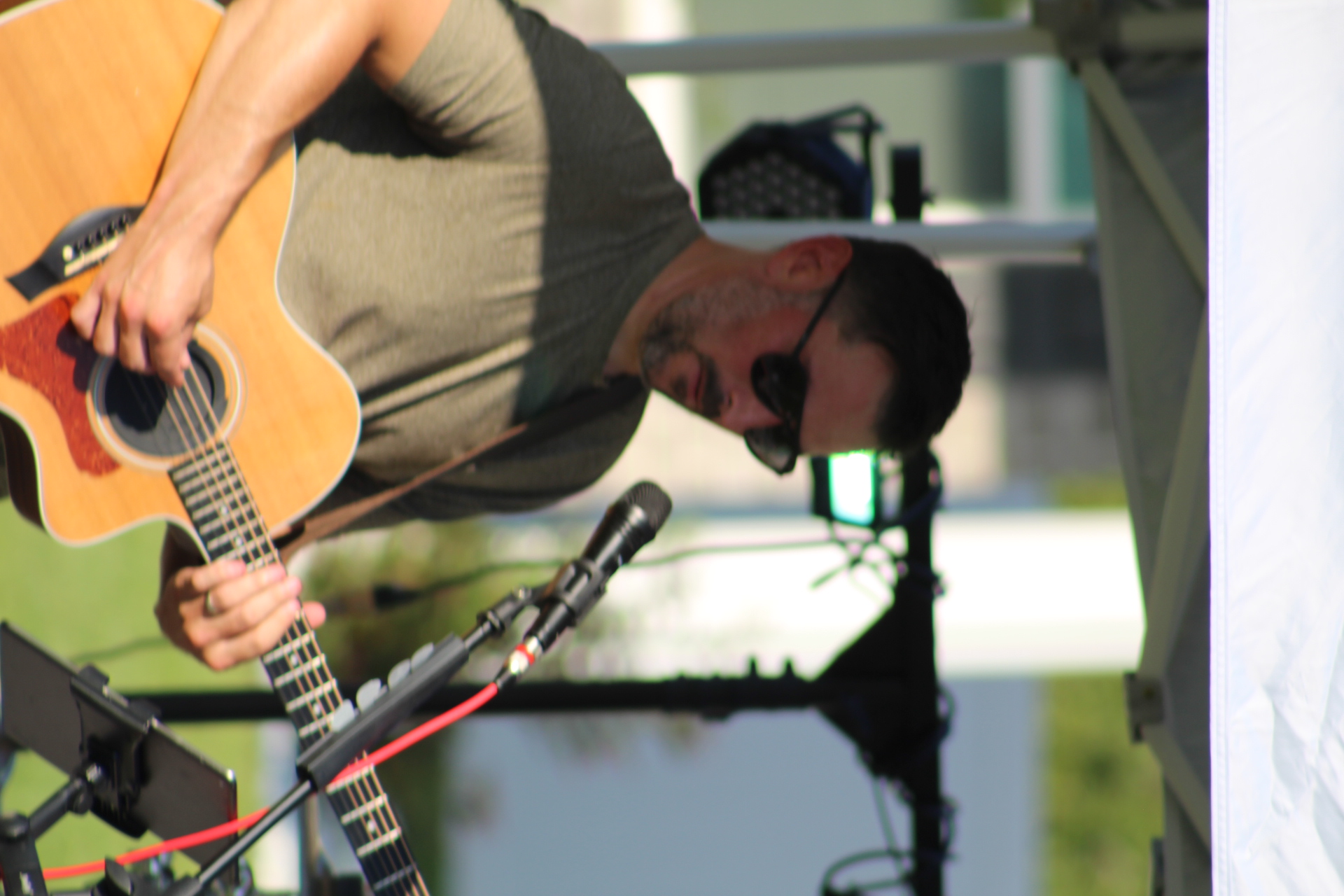 Solo acoustic performance